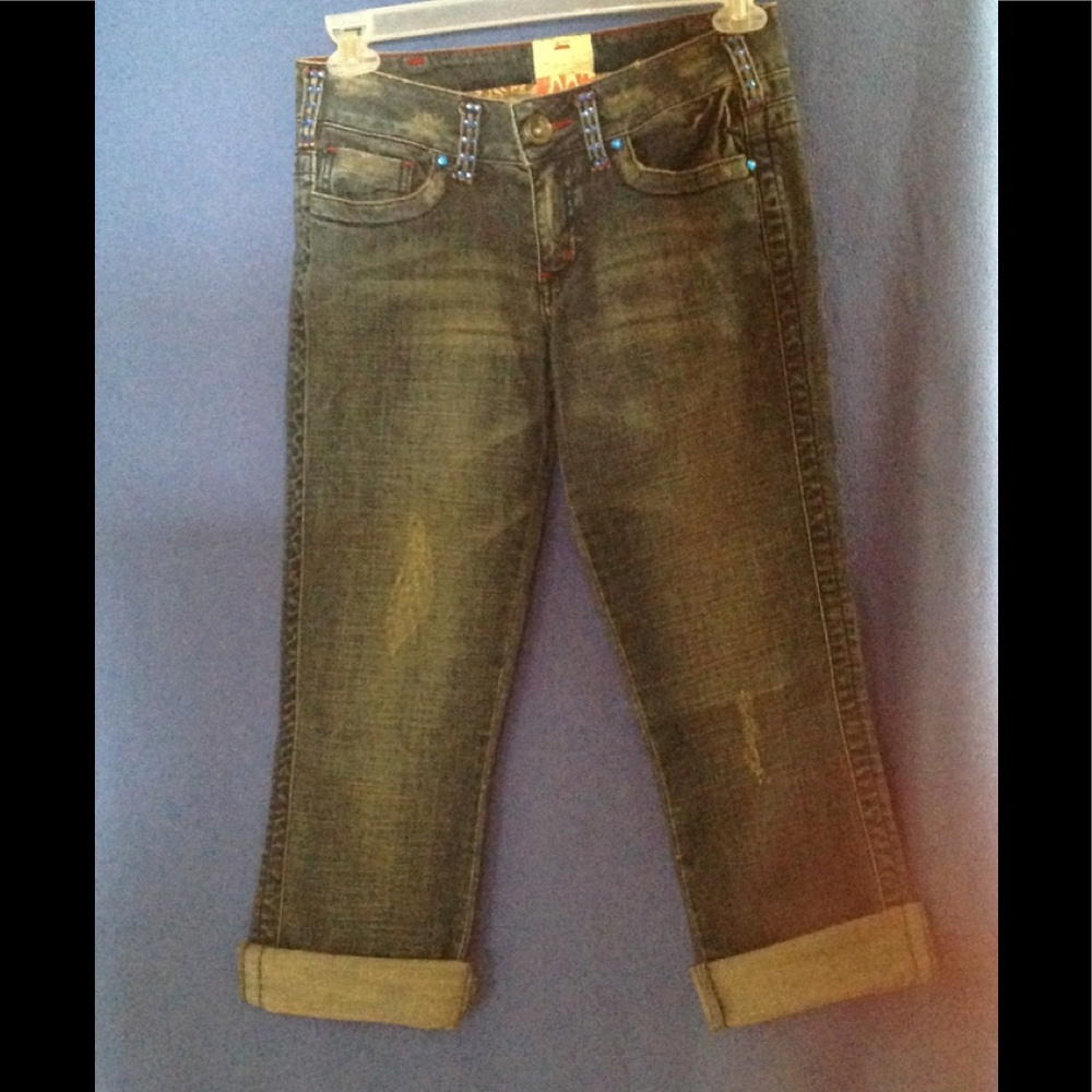 Awesome Capri jeans with Blue rhinestone accents